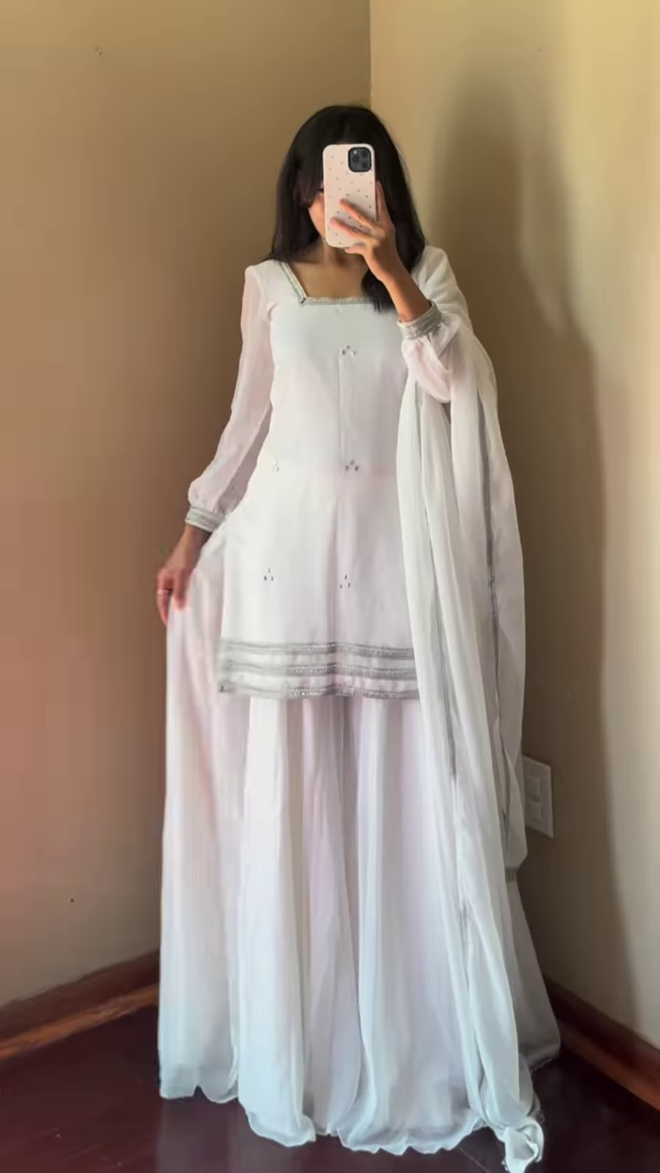 Elegant White Anarkali Set with Flowing Dupatta - Image 2
