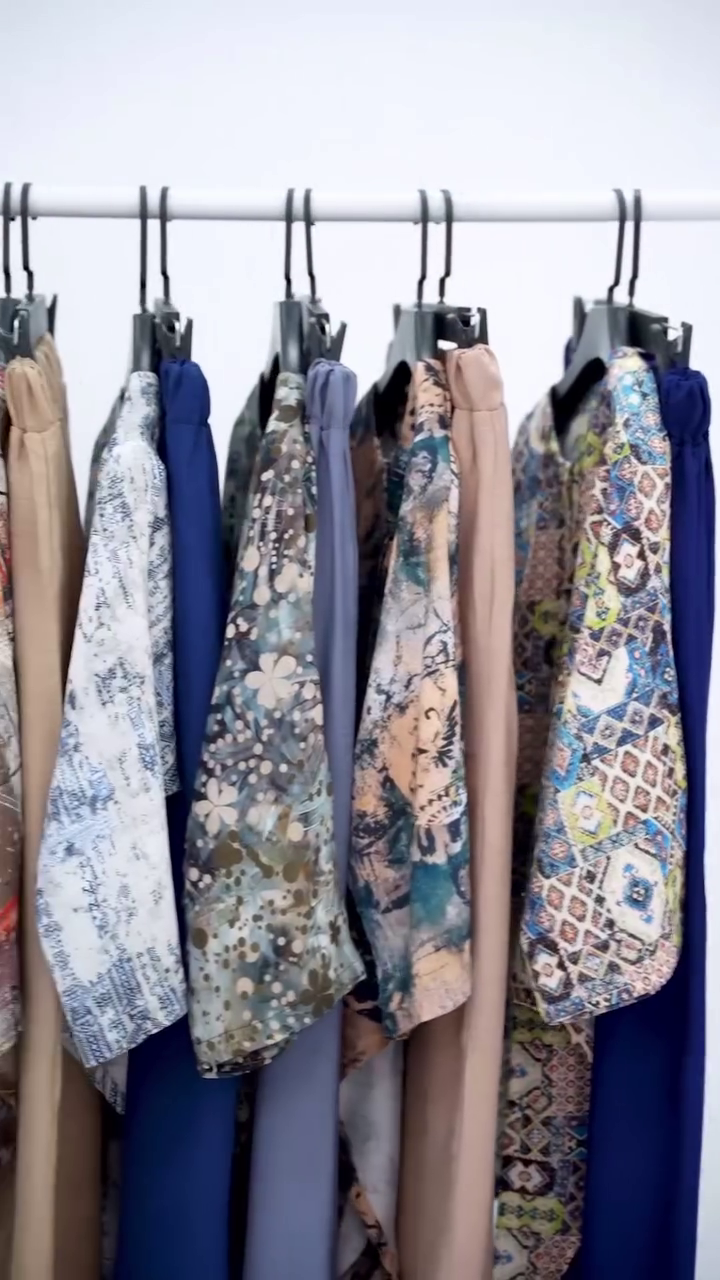 Artistic Printed Tie-Front Top with Earthy Tones - Image 3